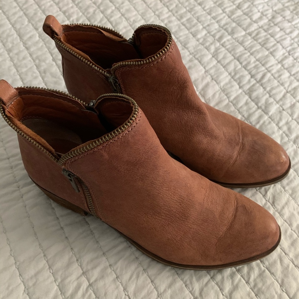 Lucky Brandy Brown Boots